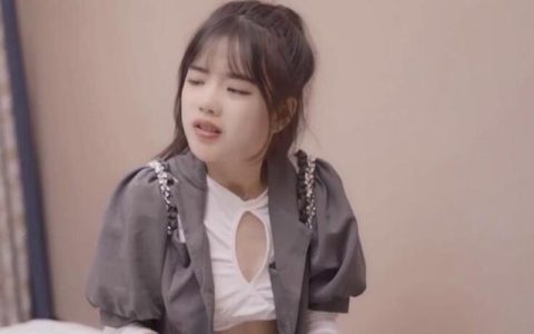 “md女神”潘甜甜去了哪儿？凭《手机的秘密》、《七夕》封神！