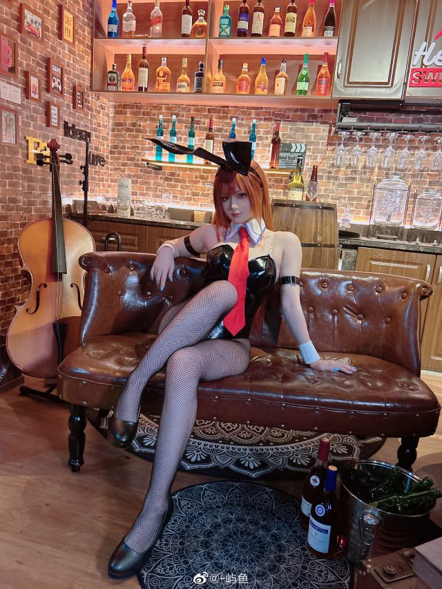 -屿鱼cos《命运石之门》牧濑红莉栖，兔耳美少女展现临场魅力