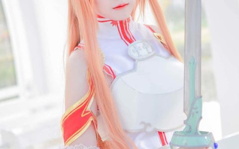 Arty亚缇COS刀剑神域“第一美女”亚丝娜