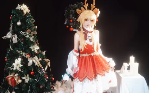 爆机少女喵小吉x花音栗子(金鱼kinngyo)COSMerry Christmas,宅宅们圣诞节快乐!
