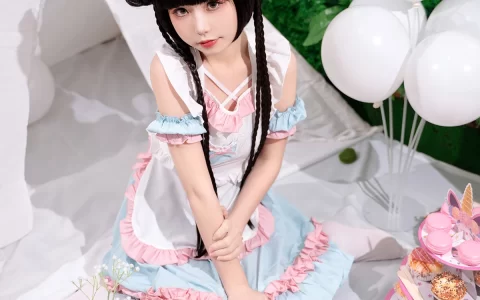 爆机少女喵小吉COS小吉的快乐野餐,倾情的演绎,魅力的绽放