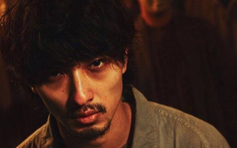 Netflix《夜雾村庄》无法逃离的体制与宿命