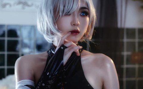 小朱_Sai51338在《尼尔:机械纪元》 COS化身性感的2B