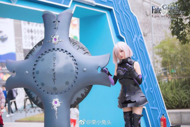 coser@荣小兔头在《命运-冠位指定》化身“盾之少女”玛修