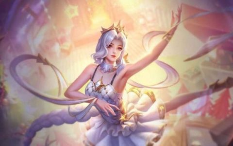 杨哲Arger在《传说对决》中COSPLAY化身“圣诞舞姬”叶娜