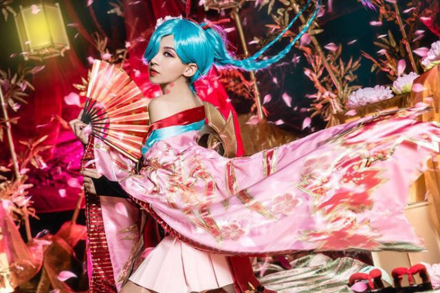 coser@Athena在游戏《传说对决》化身“龙影忍者”爱里Airi