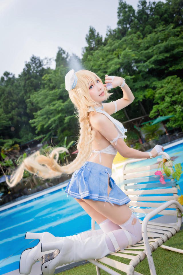 coser@ElyEE子在《命运/冠位指定》中化身温柔可爱的圣女贞德