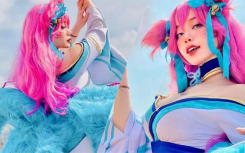 INLIL在《英雄联盟》中COS“灵魂莲华”版的阿狸cosplay