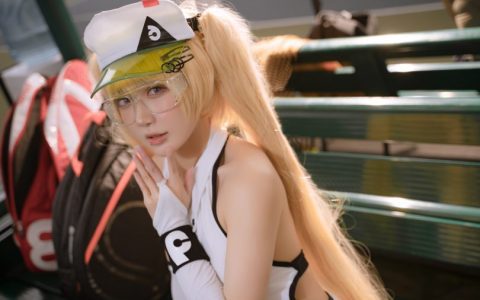 阿包也是兔娘_碧蓝航线·贝奇网球服cosplay作品 [21P-183M]