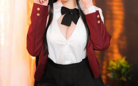 星之迟迟_ 碧蓝航线·JK大凤cos作品 [46P-219MB]