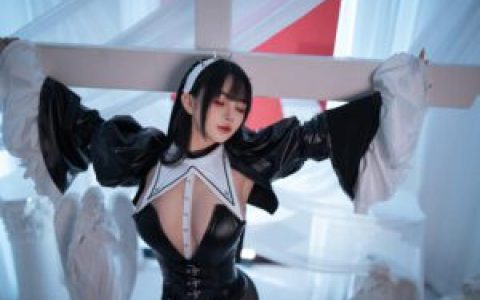 桜井宁宁的皮衣修女COS专业技术与艺术创意的结合