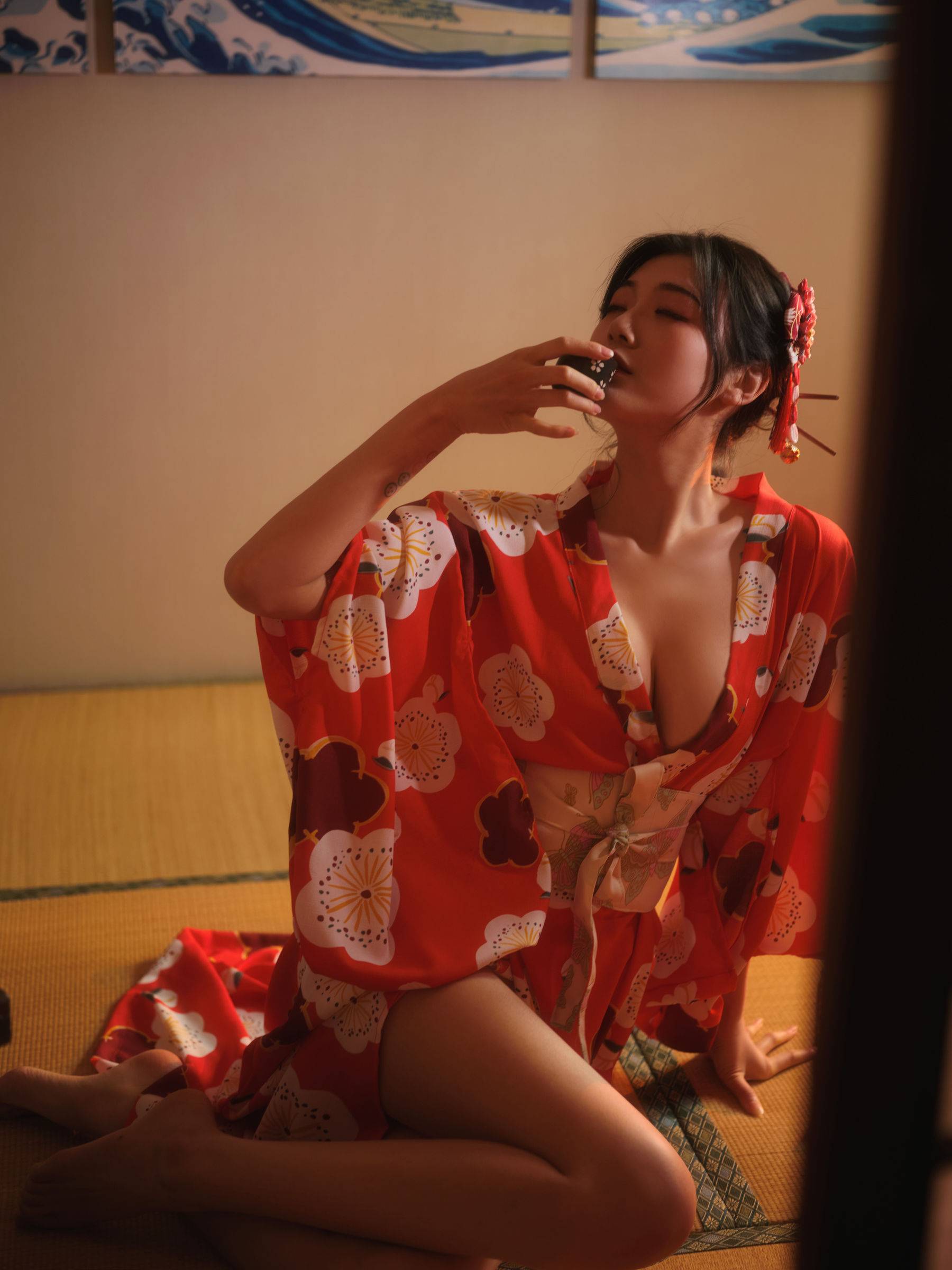 一米八的大梨子居酒屋COS回眸一笑百媚生的长腿博主-1