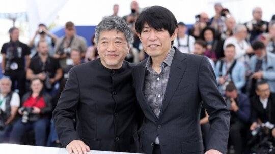 《怪物》坂元裕二与是枝裕和颠覆自我的完美合作，不告诉你如何解决霸凌，而是带你深入霸凌的黑暗现场-1