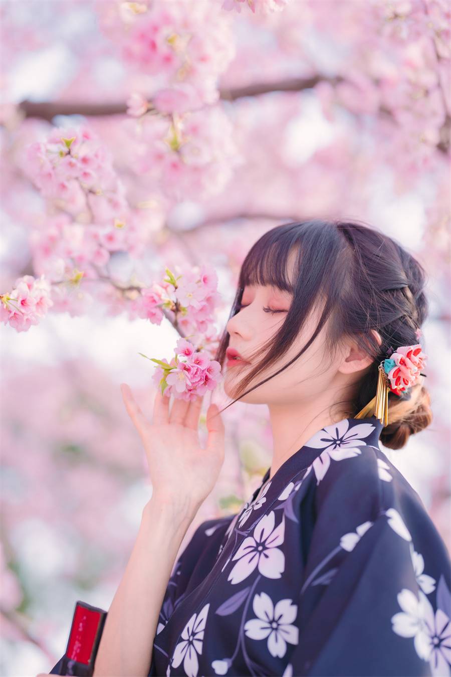 兔子zzz不吃胡萝卜樱花烂漫时少女仙子与樱花的邂逅！-3
