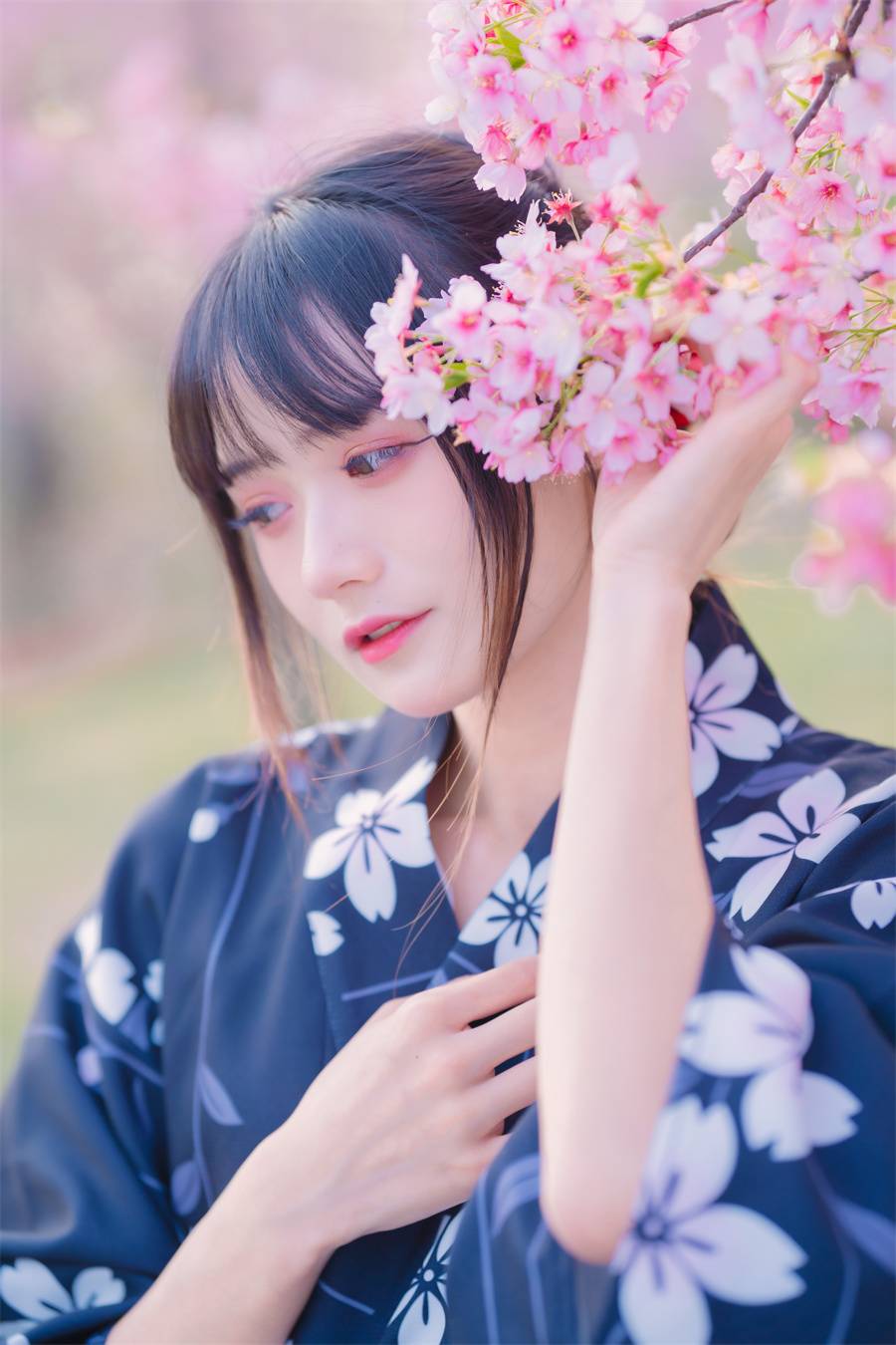 兔子zzz不吃胡萝卜樱花烂漫时少女仙子与樱花的邂逅！-5