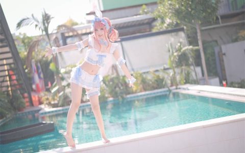 花柒Hana夏日甜芯泳装写真图片,展现迷人身姿与妩媚魅力