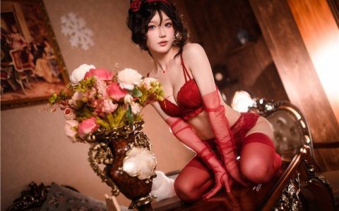 阿包也是兔娘是正经cos吗？她露过背图片照片资源包