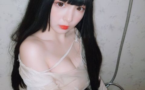 小公主古川kagura图片照片打包,银杏树下精致的洋娃娃