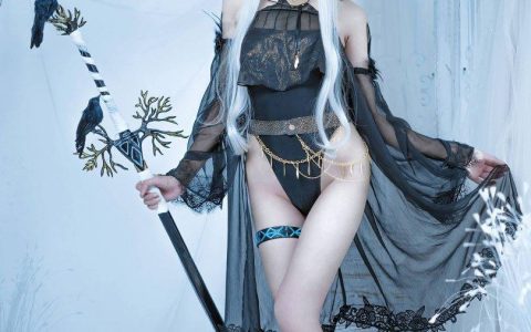 南宫_明日方舟·闪灵泳装cos精选作品 [18P-133MB]