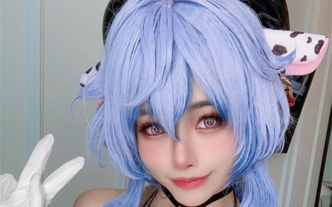 byoru甘雨原神甘雨散发魅力,粉色透明制服浴室独舞!