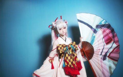 yui金鱼微博探索COS界新星的精彩世界!