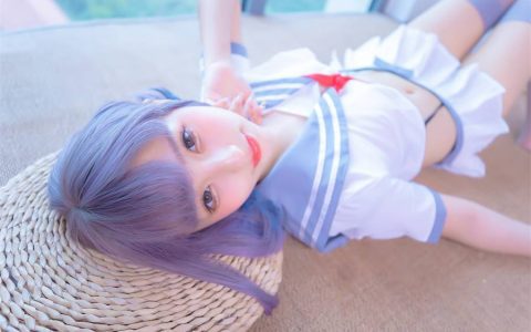 神乐坂真冬惊艳灰丝JK,75P高清作品大放送!