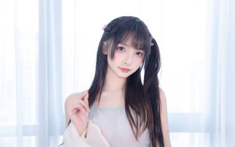神乐坂真冬醉梦星河性感雪纺与汉服风情的完美融合!