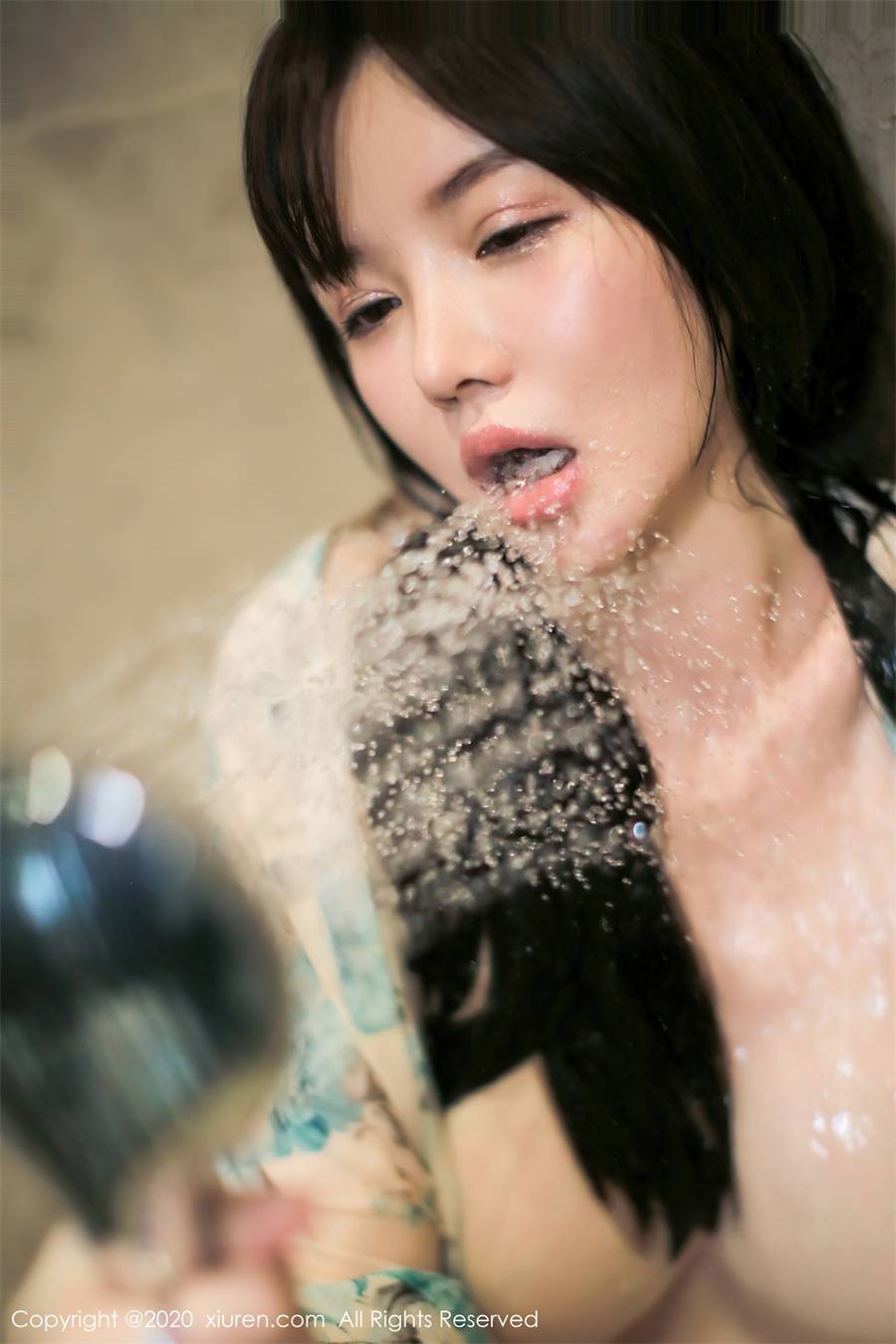 爆乳翘臀糯美子mini浴室写真，视频浴室精彩片段-1