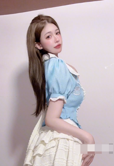 美酱nami的weme内容，网友：妥妥的颜值女神！-1