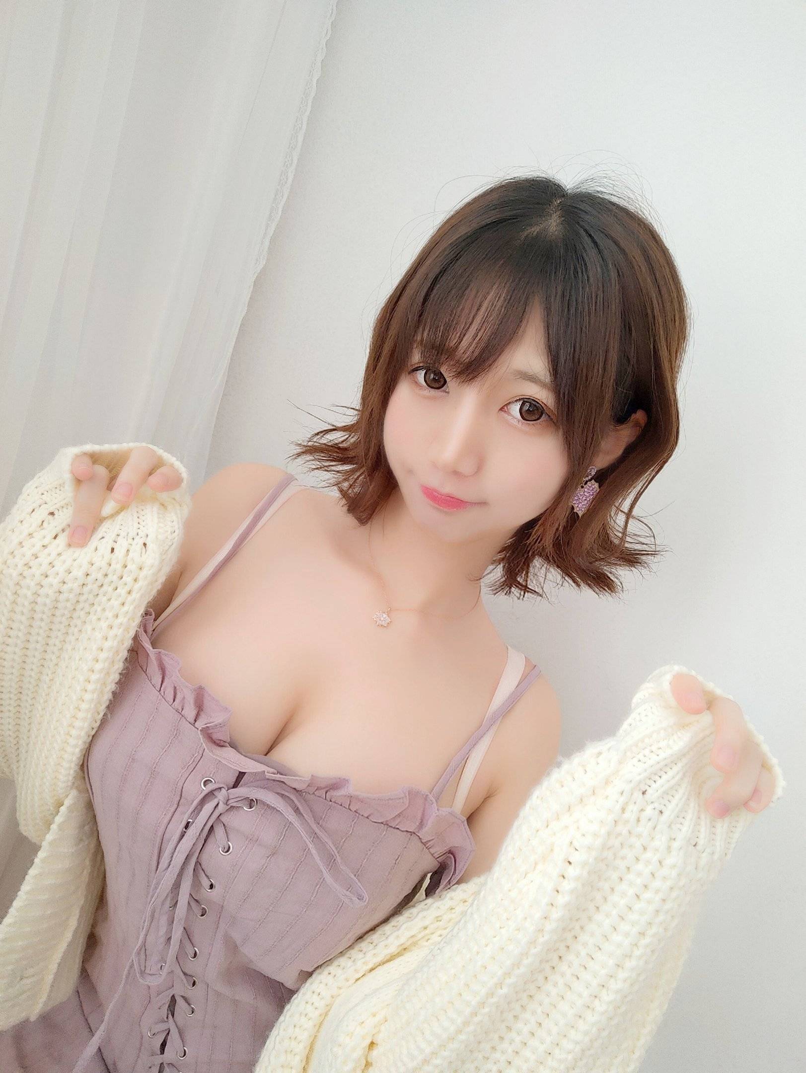 Nagisa 魔物 喵
