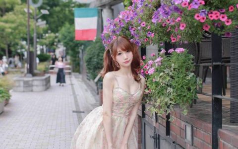 coser不败女王《nagisa魔物喵》