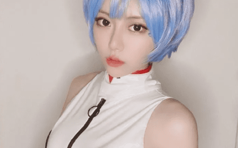菌烨tako19岁生日特辑,动漫博主分享收藏与回忆,精彩互动不容错过!