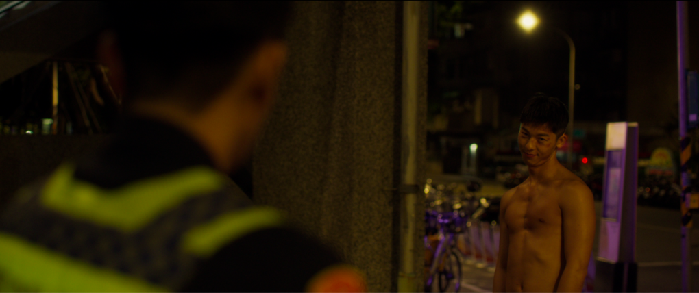 许光汉的屁股狂刷存在感《鬼家人》5天势破Netflix全球纪录-1