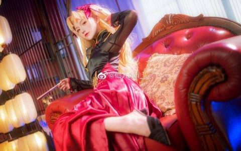 知名coser仙九Airi扮演《Fate/Grand Order》埃列什基伽勒,展现优雅迷人的冥界女神形象