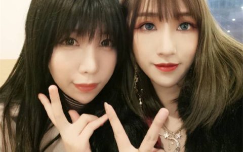 二次元COS博主鹿野希最新动态曝光 – 妩媚身材引发关注