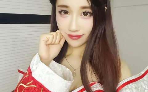 虎牙直播女主播轩子巨2兔 – 二次元文化魅力吸粉