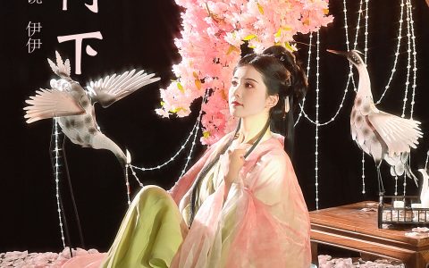 桃花树下&YiTuYu艺图语