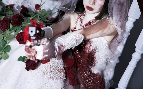 是玫瑰杀死了爱 非主流 个性 创意 婚纱 玫瑰花 凄凉&YiTuYu艺图语