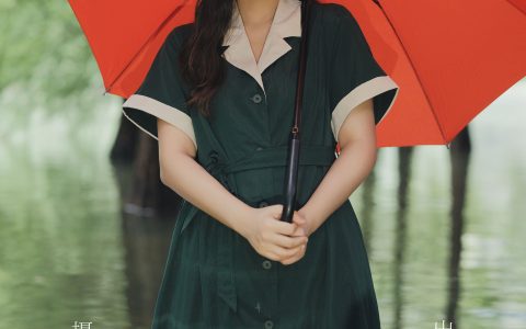 孤独的湖 森系 人像 摄影 伤感 治愈系 树林 妹子 孤独 情绪&YiTuYu艺图语
