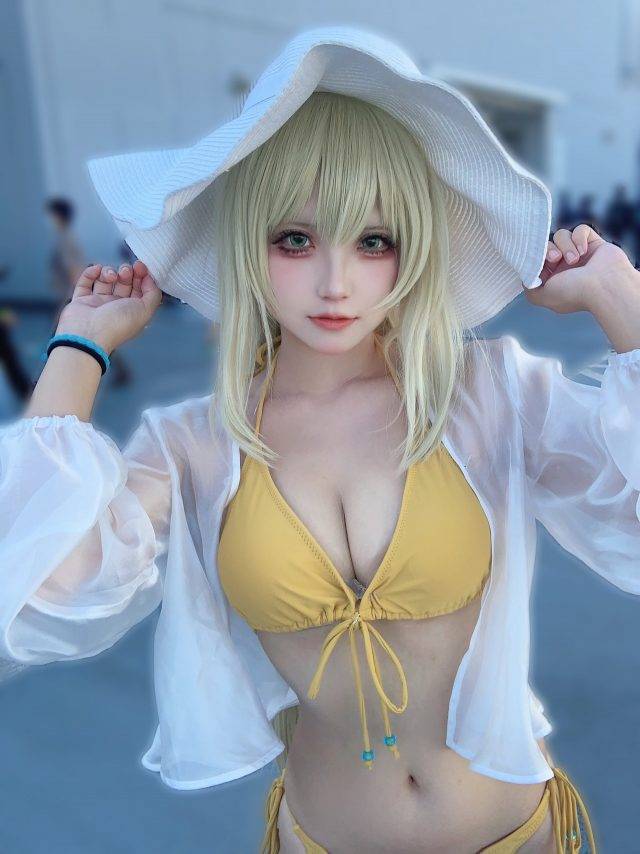桃景三酪惊艳亮相《蔚蓝档案》十六夜野乃美 cosplay-1