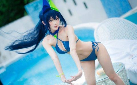 知名coser阿包也是兔娘花园泳装cosplay，夏日绝妙视觉盛宴！