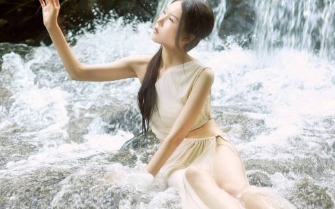 丝绢般柔滑的伊人梦 仙气 模特 人像 小溪流水 山林&YiTuYu艺图语