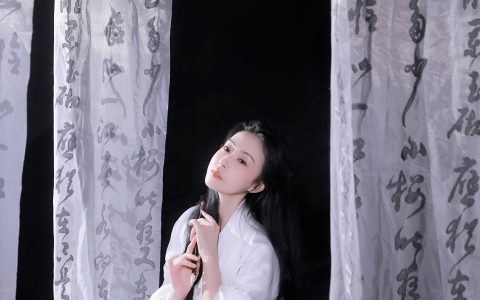 提笔写月 思念 伤感 精美 意境 艺术 仙气 国风 古风&YiTuYu艺图语