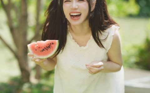 夏日少女与西瓜 小清新 精美 西瓜少女 养眼 夏天&YiTuYu艺图语