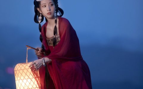 神山 唯美 古风 意境 仙气 夜景人像 古风红衣女子&YiTuYu艺图语