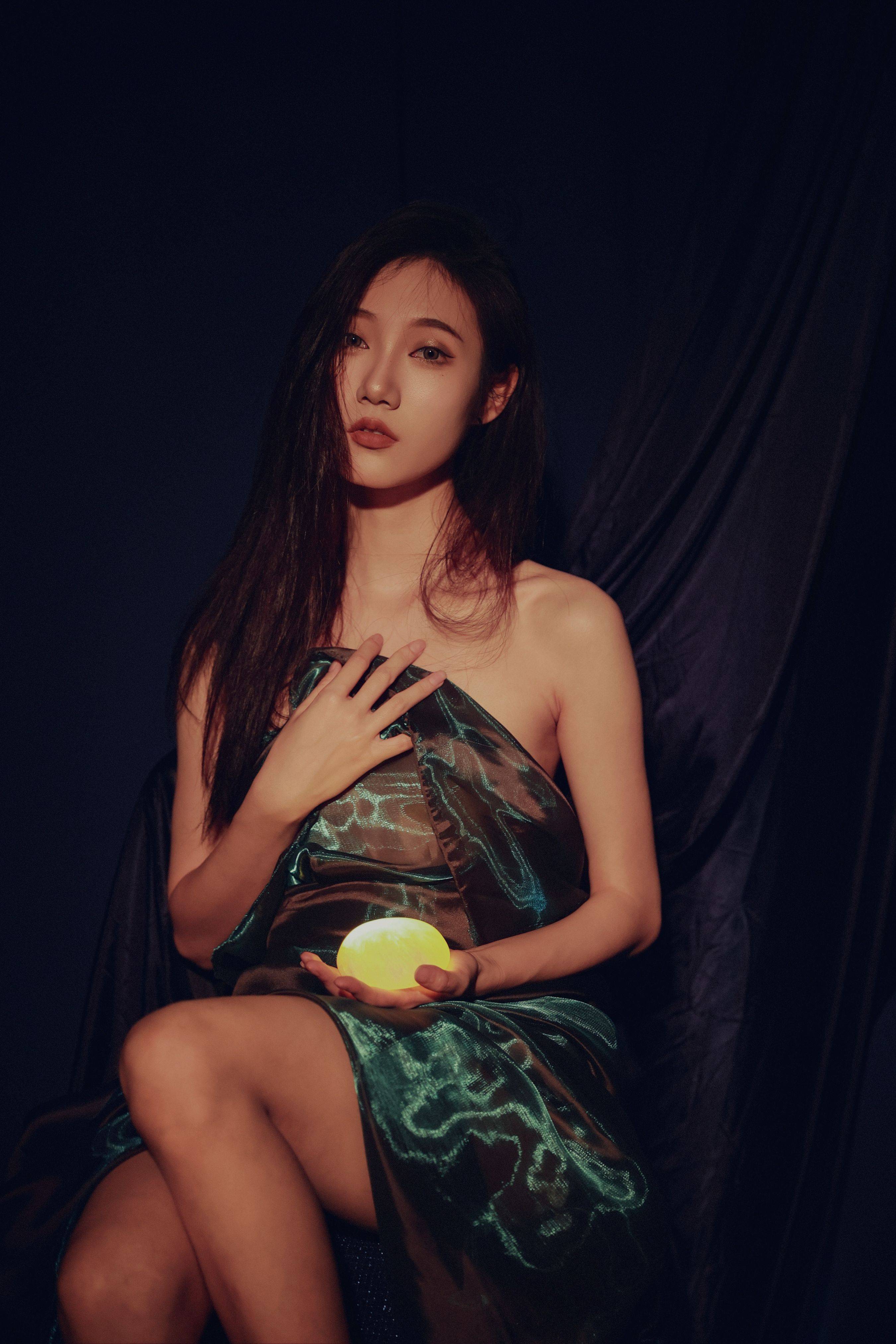 孤独星球 伤感 孤独 艺术 情绪 复古 光影&YiTuYu艺图语-3