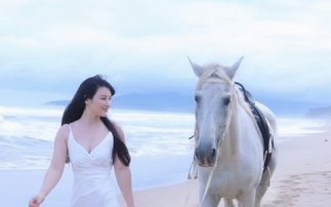 诗诗kiki性感写真作品80张迷人臀部,丰腴有致视觉盛宴