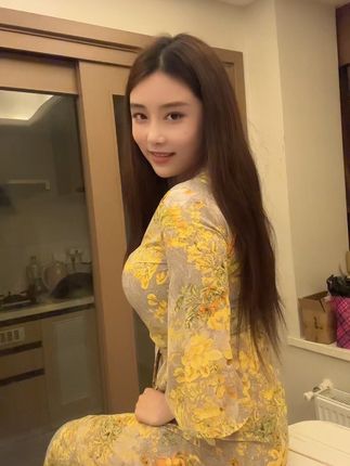 奶雯微密圈作品资源分享，时尚穿搭及生活方式的精粹分享