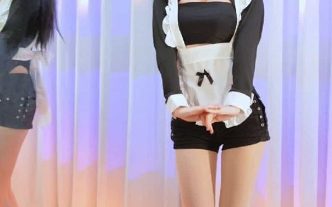 舞蹈UP主庭树沐年光彩夺目的充电作品图，颜值与才华完美结合