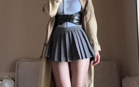 麻辣兔头baby微密圈作品时尚焦点，性感长腿自信态度成就真正微胖女孩